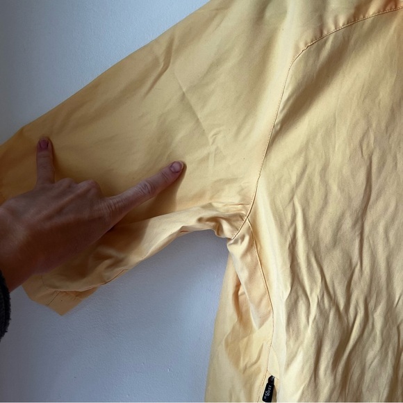 IZOD Yellow Quarter Zip Windbreaker Pullover Jacket Men’s Size S Mesh Lined - Picture 8 of 9